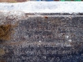 Надпись на могильном камне.