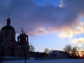 Покровская церковь во время заката.