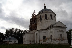 Свято-Покровский храм в селе Архарово Малоархангельского района