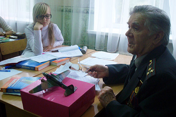 Полковник милиции в отставке Геннадий Захарьев.