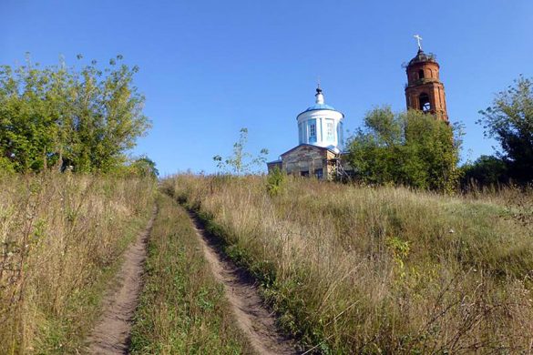 Покровская церковь села Лески.