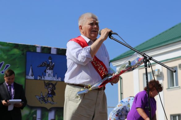 Андрей Клычков принял участие в торжествах по случаю Дня Малоархангельского района.