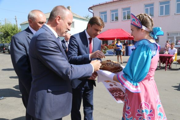 Андрей Клычков принял участие в торжествах по случаю Дня Малоархангельского района.