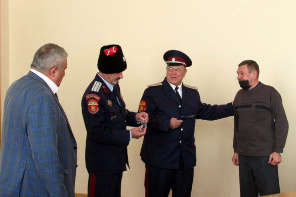 Награждение юбилейными казацкими медалями в Малоархангельске.