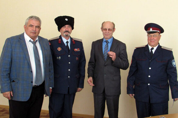 Награждение юбилейными казацкими медалями в Малоархангельске.