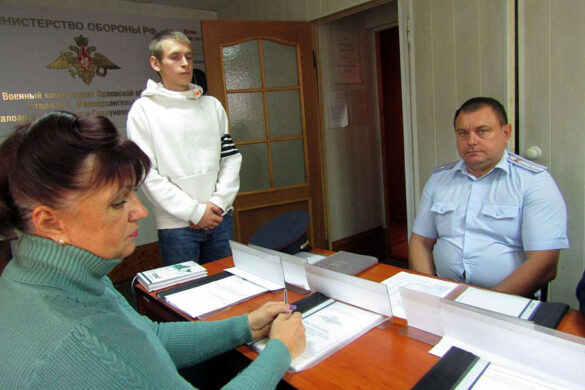 Традиционно осенняя призывная кампания в России проходит с 1 октября по 31 декабря